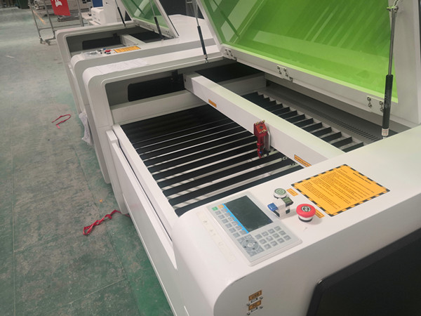 Safety instructions for laser machines